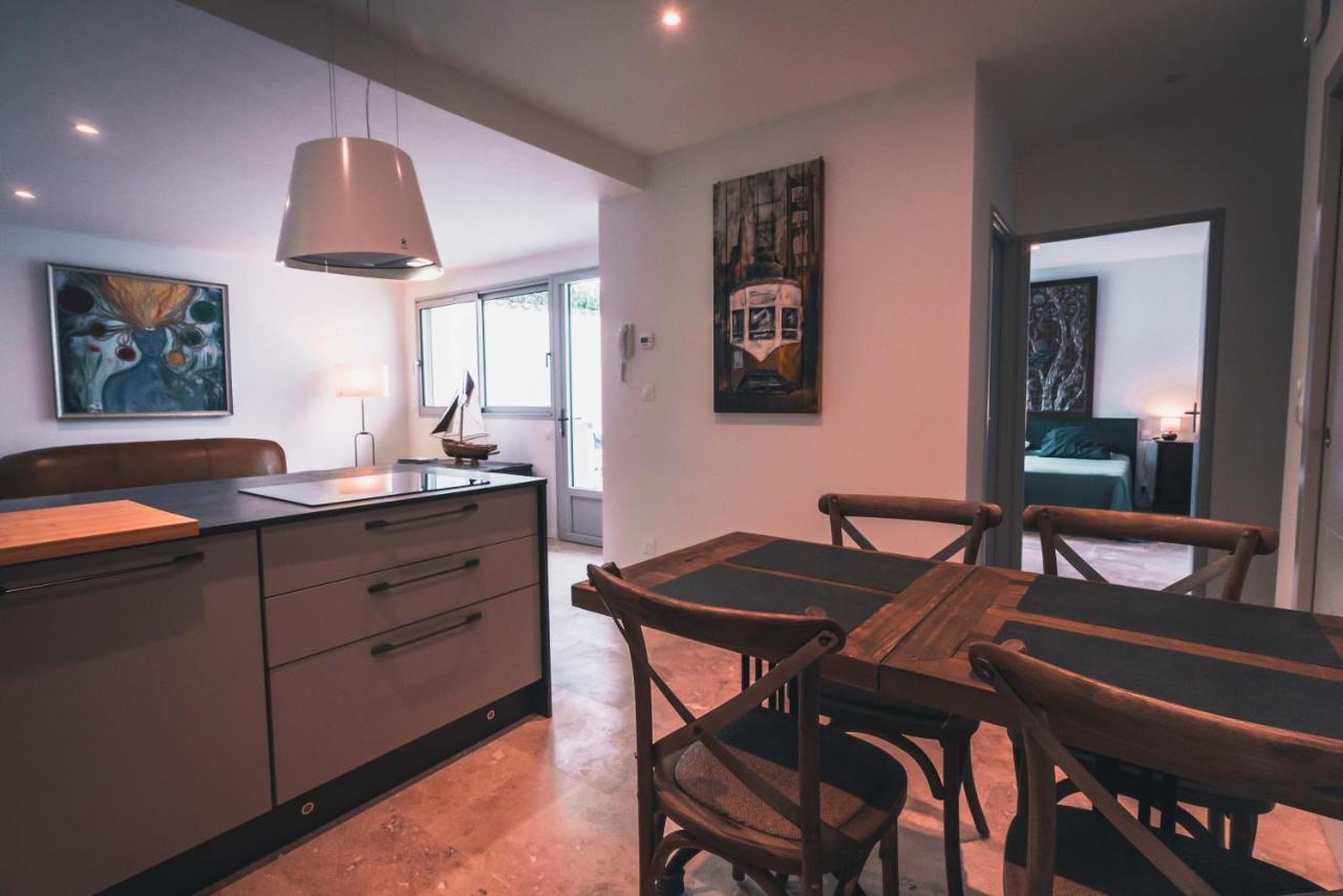 Appartement Avec Cour Privee Centre Ville Classe 4 Etoiles Remparts 1 La Rochelle  Dış mekan fotoğraf